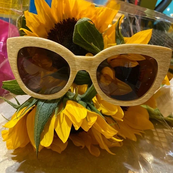 L.A.M.B. | Accessories | Sunglasses Lamb Discontinued | Poshmark display picture 3